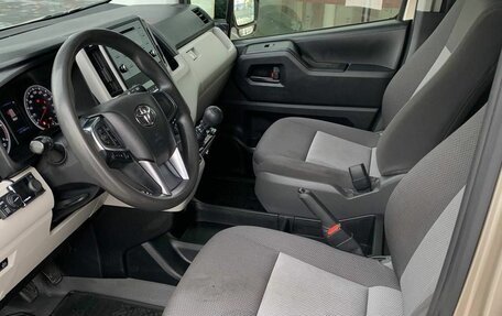 Toyota HiAce H300, 2020 год, 4 050 000 рублей, 18 фотография