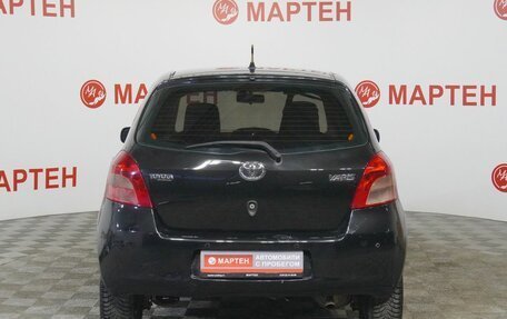 Toyota Yaris III рестайлинг, 2007 год, 465 000 рублей, 6 фотография