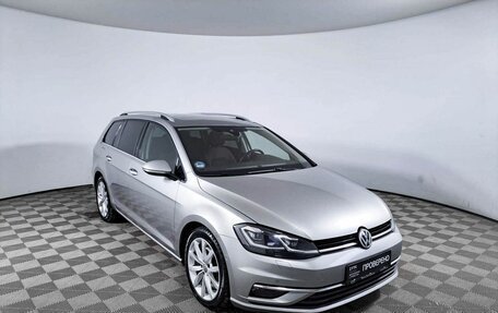 Volkswagen Golf VII, 2019 год, 1 869 000 рублей, 3 фотография