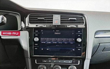 Volkswagen Golf VII, 2019 год, 1 869 000 рублей, 15 фотография