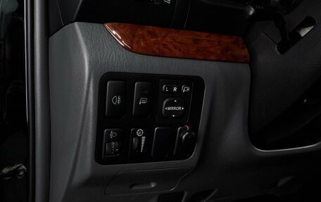 Toyota Land Cruiser Prado 120 рестайлинг, 2008 год, 2 325 000 рублей, 12 фотография