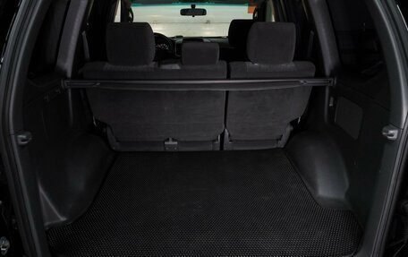 Toyota Land Cruiser Prado 120 рестайлинг, 2008 год, 2 325 000 рублей, 20 фотография