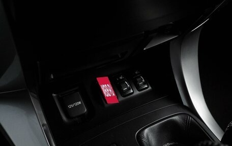 Toyota Land Cruiser Prado 120 рестайлинг, 2008 год, 2 325 000 рублей, 19 фотография