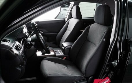 Toyota Camry, 2017 год, 1 789 000 рублей, 10 фотография