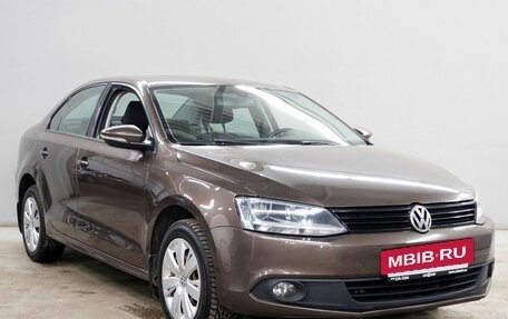 Volkswagen Jetta VI, 2012 год, 1 113 000 рублей, 3 фотография