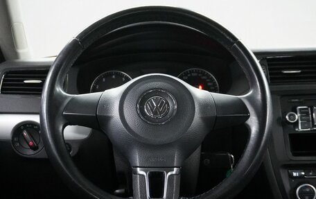 Volkswagen Jetta VI, 2012 год, 1 113 000 рублей, 14 фотография