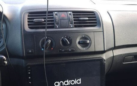 Skoda Fabia II, 2012 год, 475 000 рублей, 5 фотография