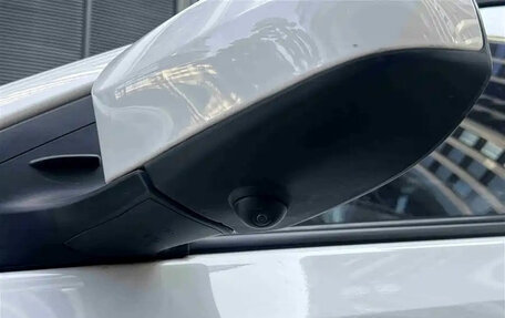 Toyota Yaris XP150 рестайлинг, 2021 год, 1 200 000 рублей, 12 фотография