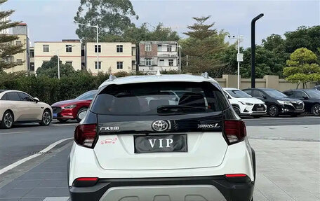 Toyota Yaris XP150 рестайлинг, 2021 год, 1 200 000 рублей, 5 фотография