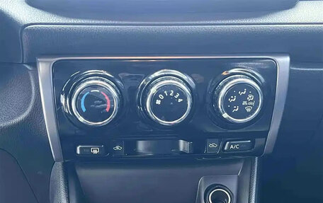 Toyota Yaris XP150 рестайлинг, 2021 год, 1 200 000 рублей, 19 фотография