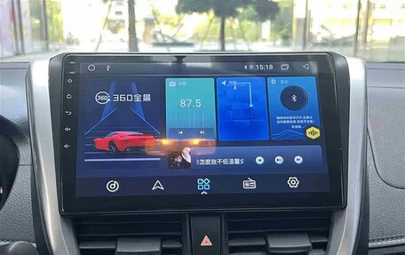 Toyota Yaris XP150 рестайлинг, 2021 год, 1 200 000 рублей, 20 фотография