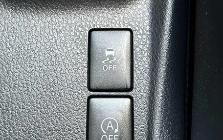 Toyota Yaris XP150 рестайлинг, 2021 год, 1 200 000 рублей, 21 фотография