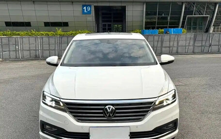 Volkswagen Lavida, 2021 год, 1 300 000 рублей, 2 фотография