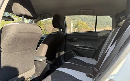 Toyota Yaris XP150 рестайлинг, 2021 год, 1 150 000 рублей, 10 фотография