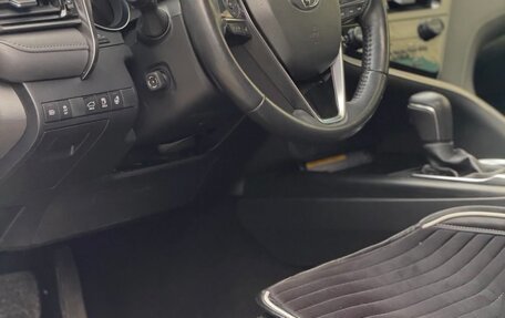 Toyota Camry, 2022 год, 3 050 000 рублей, 9 фотография