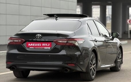 Toyota Camry, 2022 год, 3 050 000 рублей, 7 фотография