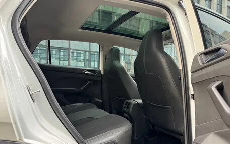 Volkswagen T-Cross I, 2022 год, 1 300 000 рублей, 11 фотография