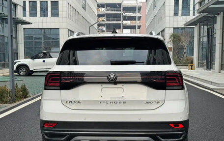 Volkswagen T-Cross I, 2022 год, 1 300 000 рублей, 5 фотография