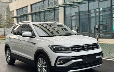 Volkswagen T-Cross I, 2022 год, 1 300 000 рублей, 3 фотография