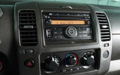 Nissan Navara (Frontier), 2007 год, 999 000 рублей, 12 фотография