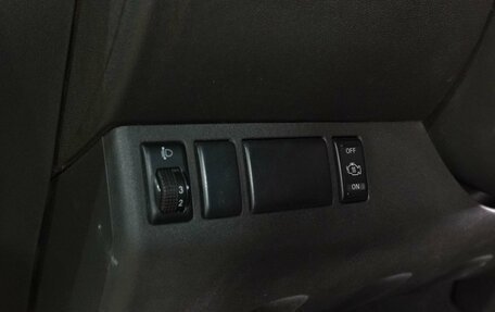 Nissan Navara (Frontier), 2007 год, 999 000 рублей, 14 фотография