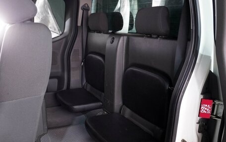 Nissan Navara (Frontier), 2007 год, 999 000 рублей, 9 фотография