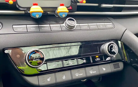 Hyundai Elantra, 2023 год, 1 550 000 рублей, 15 фотография