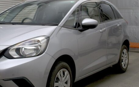 Honda Fit, 2022 год, 880 000 рублей, 5 фотография