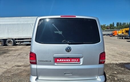 Volkswagen Caravelle T5, 2012 год, 2 400 000 рублей, 5 фотография