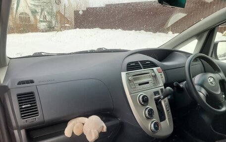 Toyota Ractis I, 2009 год, 530 000 рублей, 9 фотография