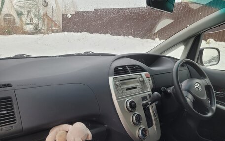 Toyota Ractis I, 2009 год, 530 000 рублей, 8 фотография