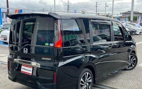 Honda Stepwgn IV, 2021 год, 1 500 000 рублей, 5 фотография