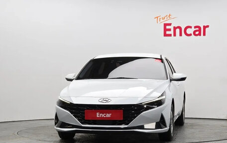 Hyundai Avante, 2021 год, 1 365 000 рублей, 2 фотография