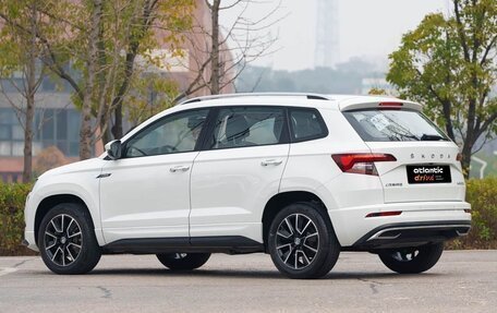 Skoda Karoq I, 2022 год, 2 690 000 рублей, 4 фотография