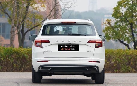 Skoda Karoq I, 2022 год, 2 690 000 рублей, 5 фотография