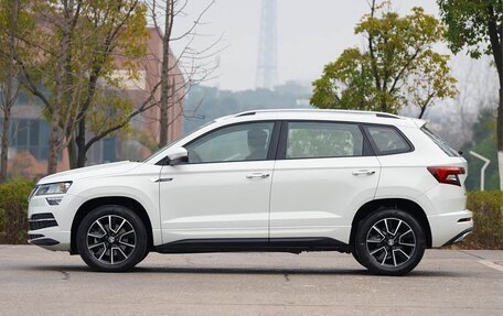 Skoda Karoq I, 2022 год, 2 690 000 рублей, 8 фотография