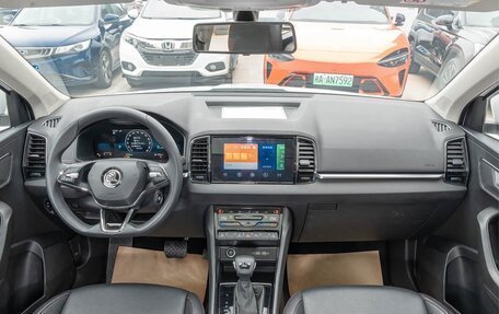 Skoda Karoq I, 2022 год, 2 690 000 рублей, 14 фотография