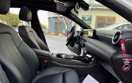 Mercedes-Benz A-Класс, 2022 год, 2 450 000 рублей, 9 фотография