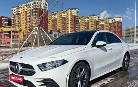 Mercedes-Benz A-Класс, 2021 год, 1 499 000 рублей, 2 фотография