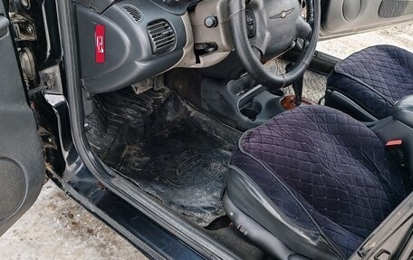 Chrysler Neon II, 2001 год, 250 000 рублей, 8 фотография