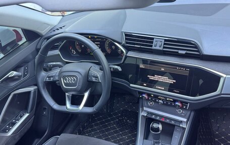 Audi Q3, 2022 год, 2 380 000 рублей, 17 фотография