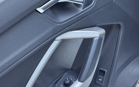 Audi Q3, 2022 год, 2 380 000 рублей, 30 фотография