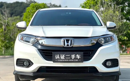 Honda Vezel, 2021 год, 1 300 000 рублей, 2 фотография