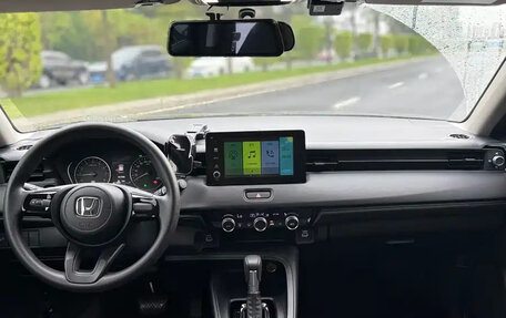 Honda Vezel, 2022 год, 1 600 000 рублей, 12 фотография