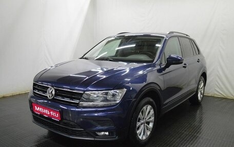 Volkswagen Tiguan II, 2017 год, 2 000 000 рублей, 1 фотография