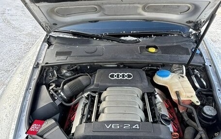 Audi A6, 2004 год, 820 000 рублей, 13 фотография