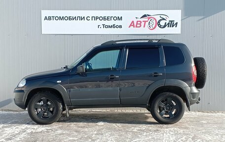 Chevrolet Niva I рестайлинг, 2017 год, 730 000 рублей, 9 фотография