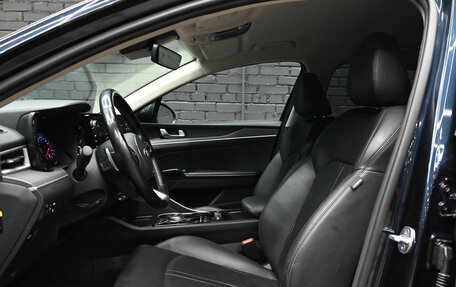 KIA K5, 2019 год, 2 700 000 рублей, 18 фотография