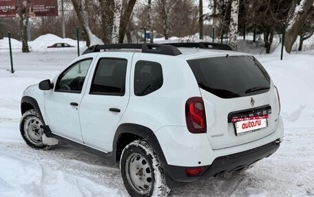 Renault Duster I рестайлинг, 2017 год, 990 000 рублей, 6 фотография
