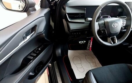 Toyota Camry, 2025 год, 4 999 000 рублей, 7 фотография